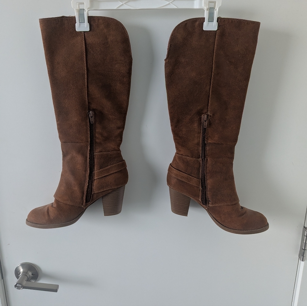 Mossimo Supply Co Women's Tan Knee-High Boots - Picture 5 of 8